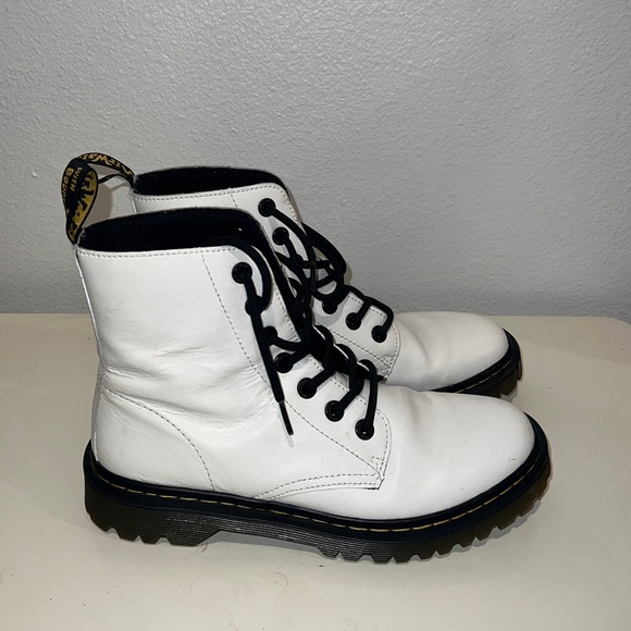 Dr. Martens 1460 Boot White Size 9 - Picture 3 of 4